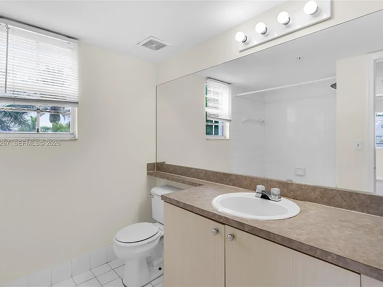 11185 SW 6th St #301 — Photo 28