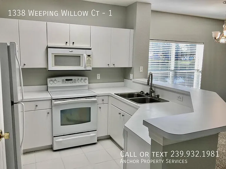 1338 Weeping Willow Ct #1 — Photo 4