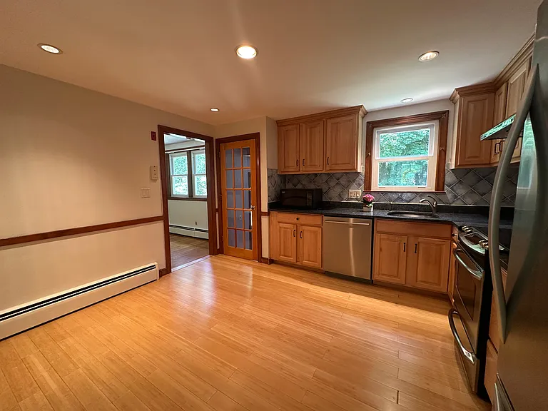 10 Cedar Ridge Dr — Photo 7