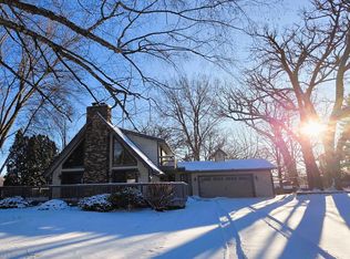 6640 Forest Park Dr, Deforest, WI 53532