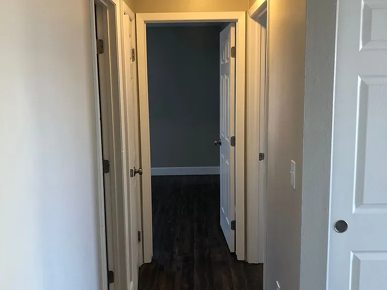 Top Unit Available! 2 Bed 1 Bath Condo — Photo 11