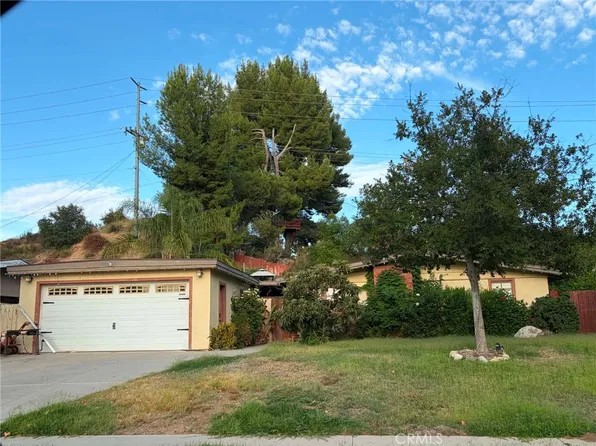 27340 Santa Clarita Rd, Santa Clarita, CA 91350