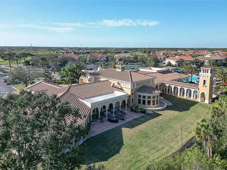 490 Montelluna Dr — Photo 68