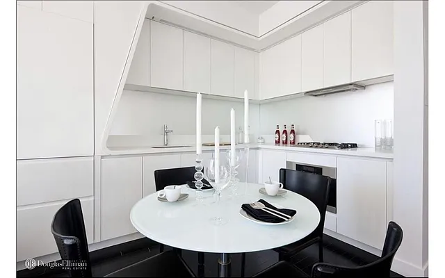 Rented by Douglas Elliman | media 16