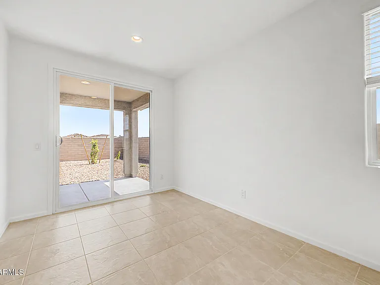 18732 W Maplewood Dr — Photo 6