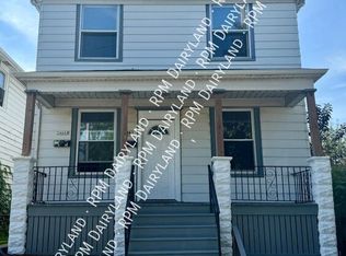3461 E Plankinton Ave, Oak Creek, WI 53110