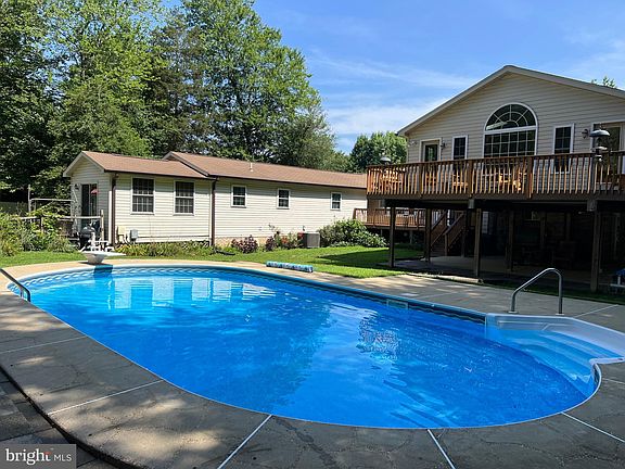 2nd image of 705 Silver Linden Dr