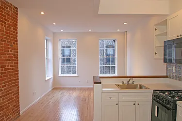 326 East 81st Street