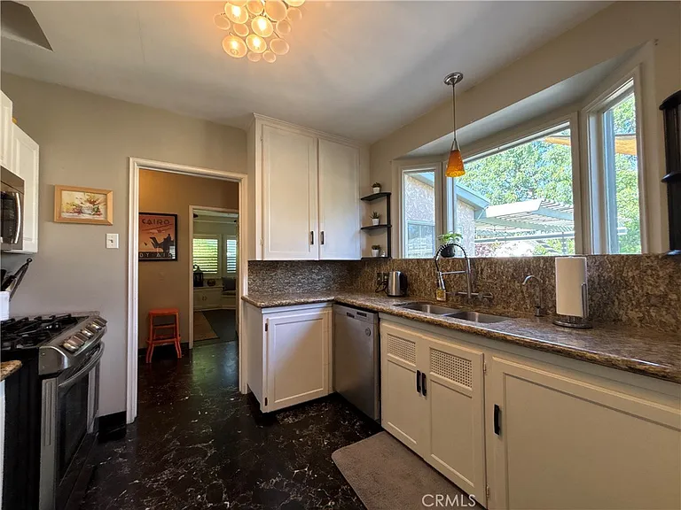 2743 N Stoddard Ave — Photo 15