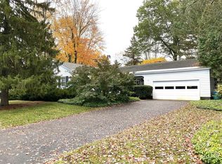 11 Arbor Dr, Glens Falls, NY 12801