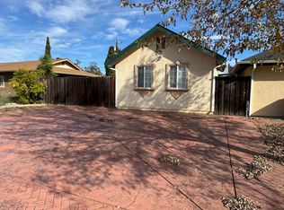 1338B Connecticut St, Fairfield, CA 94533