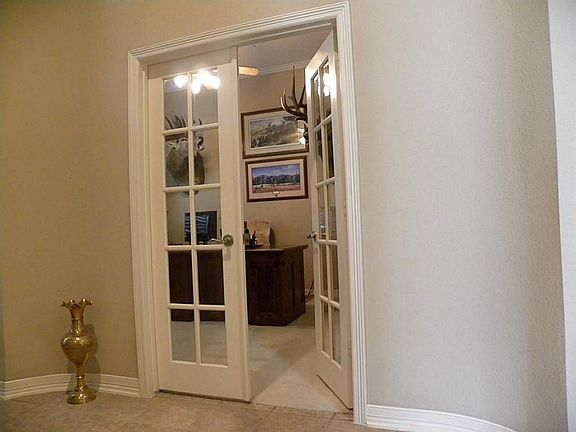 4th image of 21810 Hidden Falls Ct
