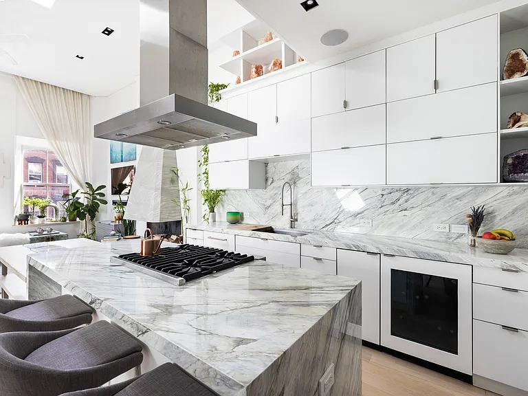 455 W 22nd St #PENTHOUSE — Photo 10