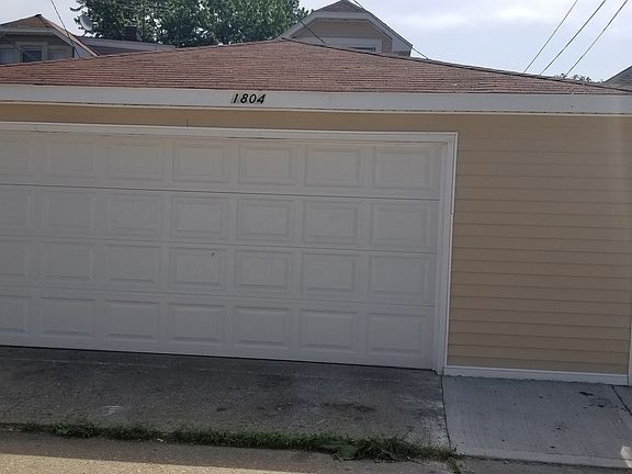 4th image of 1804 S 59th Ave