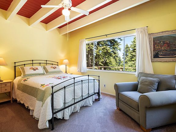 Bedroom #1