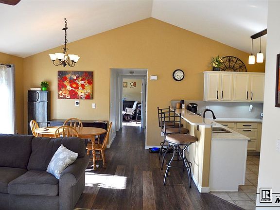 5th image of 3340 Columbine Dr Unit 707