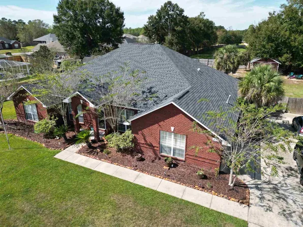 891 Chesapeake Trl, Cantonment, FL 32533