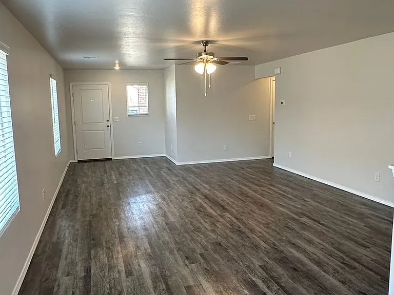 11620 Annette Dr — Photo 10