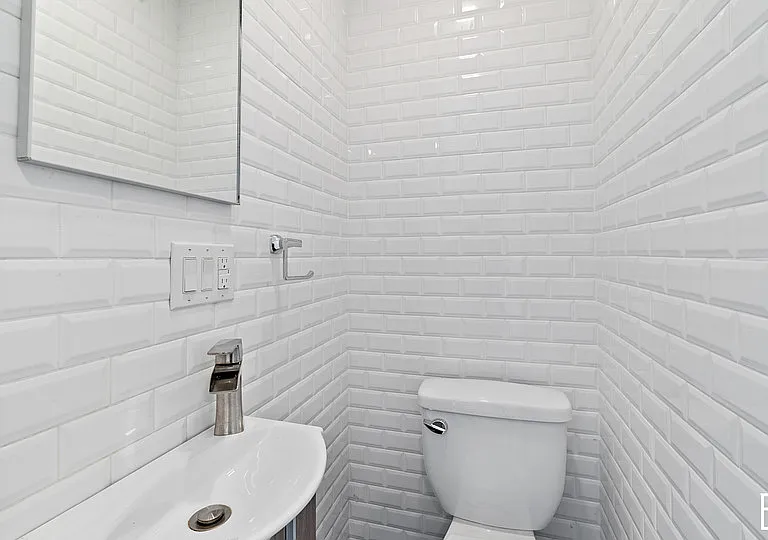 311 Woodbine St #2A — Photo 9