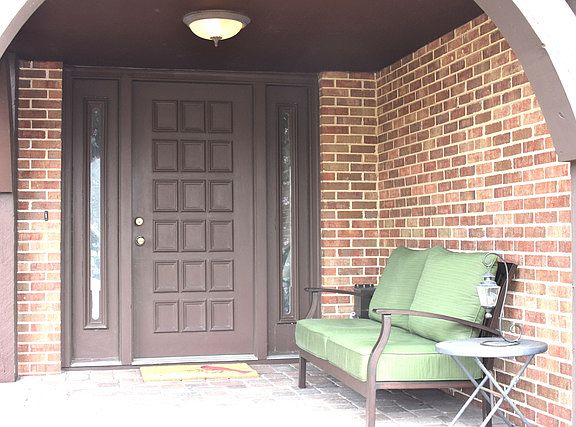 2nd image of 333 White Hall Ter