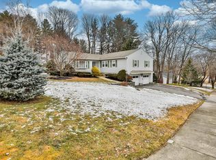 6 Swart Ter, Nashua, NH 03064