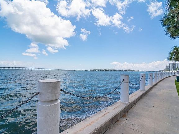 5th image of 1440 Brickell Bay Dr APT 503
