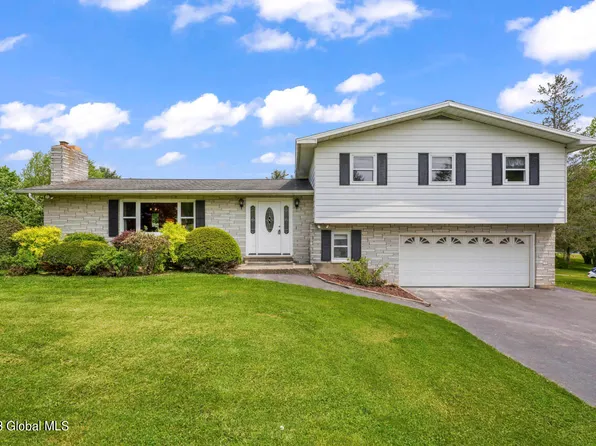 11 Johnson Road, Mechanicville, NY 12118
