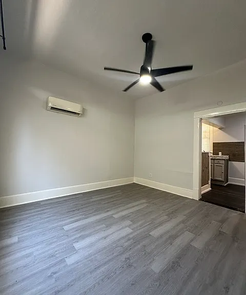 1115 N Crawford St #2 — Photo 2