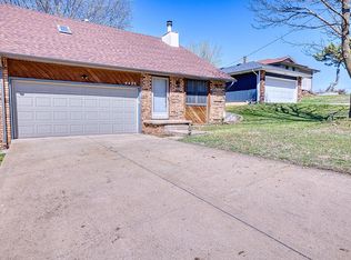 4435 S Robberson Ave, Springfield, MO 65810