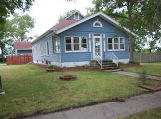 201 W 4th St, Bouton, IA 50039