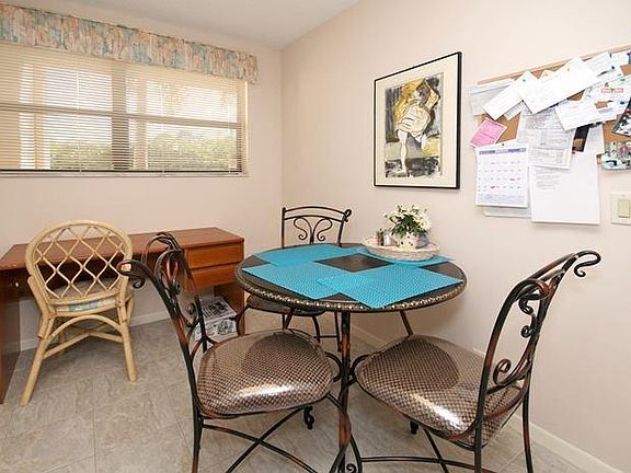 5th image of 6944 Briarlake Circle #K-101