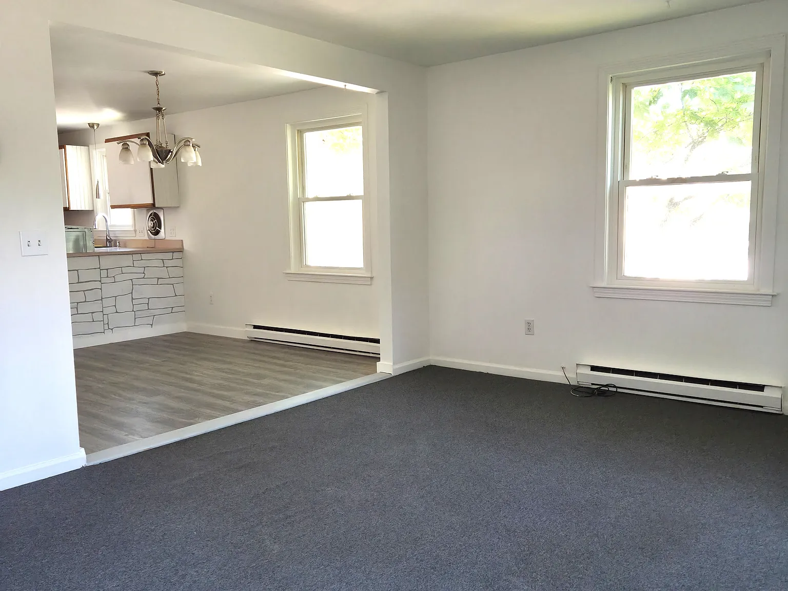 2 bed, 1000 sqft, $2,600 — Photo 2