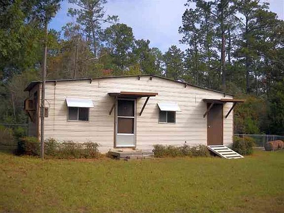 3rd image of 174 Sir Pellias Dr