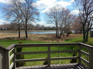 202 Fishing Cove Rd, North Kingstown, RI 02852