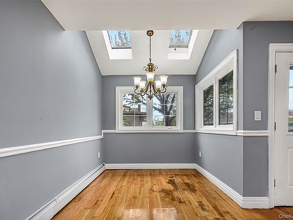 4th image of 182-14 146 Road