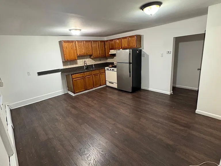 83 Lackawanna Ave #2 — Photo 7