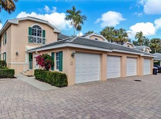 7099 Barrington Cir APT 101, Naples, FL 34108