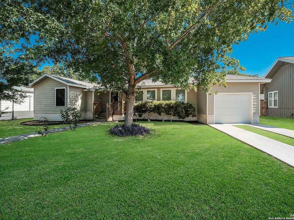 1st image of 2726 W Mistletoe Ave