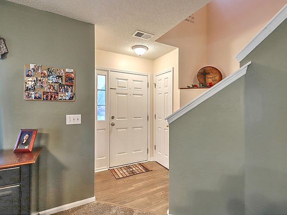 3rd image of 7851 Long Shadow Ln