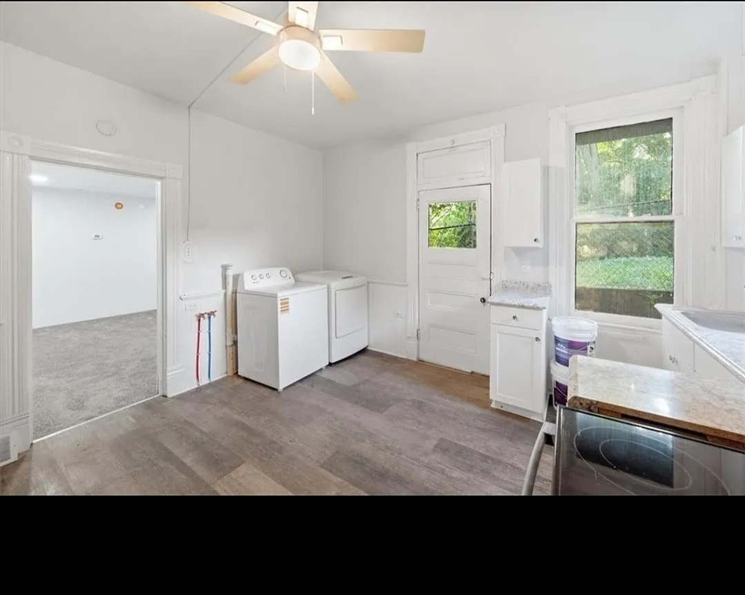 1229 Success St — Photo 3