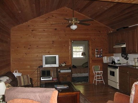 4th image of 12278 Cinderella Ln