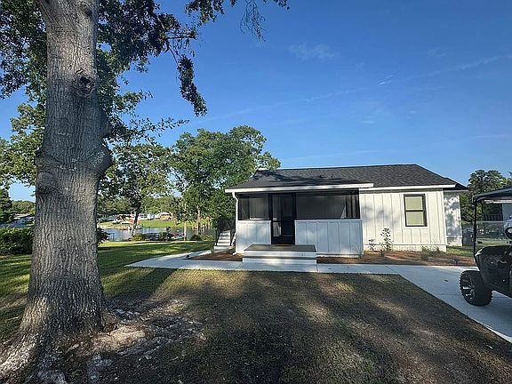 2nd image of 1200 Lemon Ave