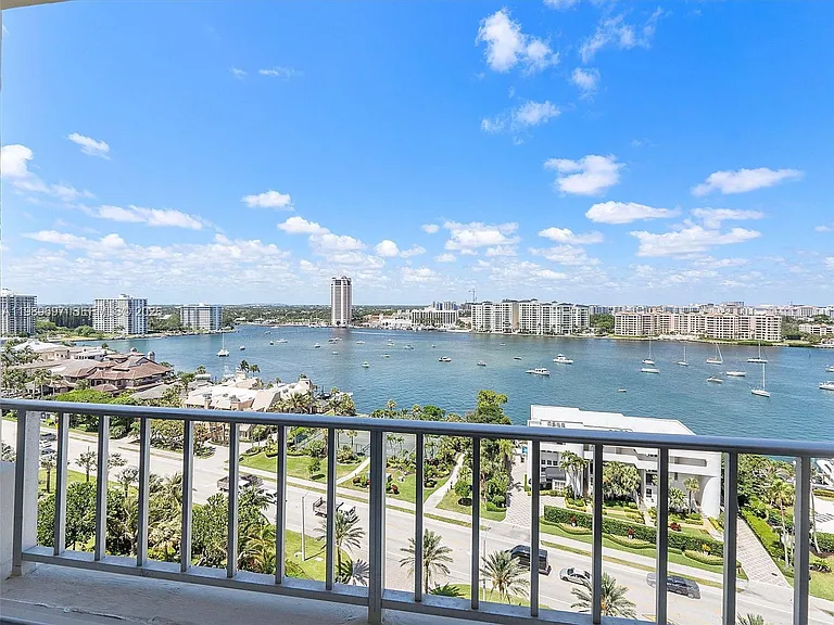 550 S Ocean Blvd #1509 — Photo 33