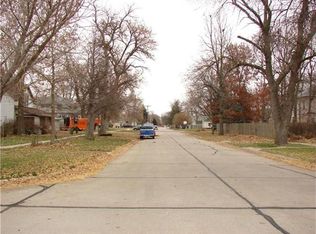 809 N St, Aurora, NE 68818