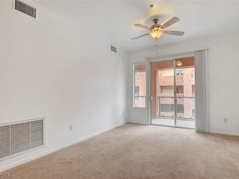 31 E Agate Ave #409 — Photo 7