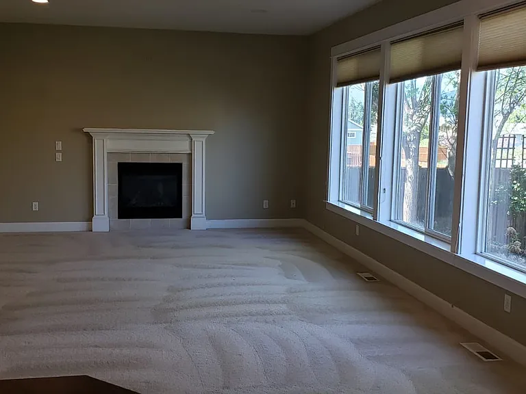 2890 Son Rise Loop — Photo 2