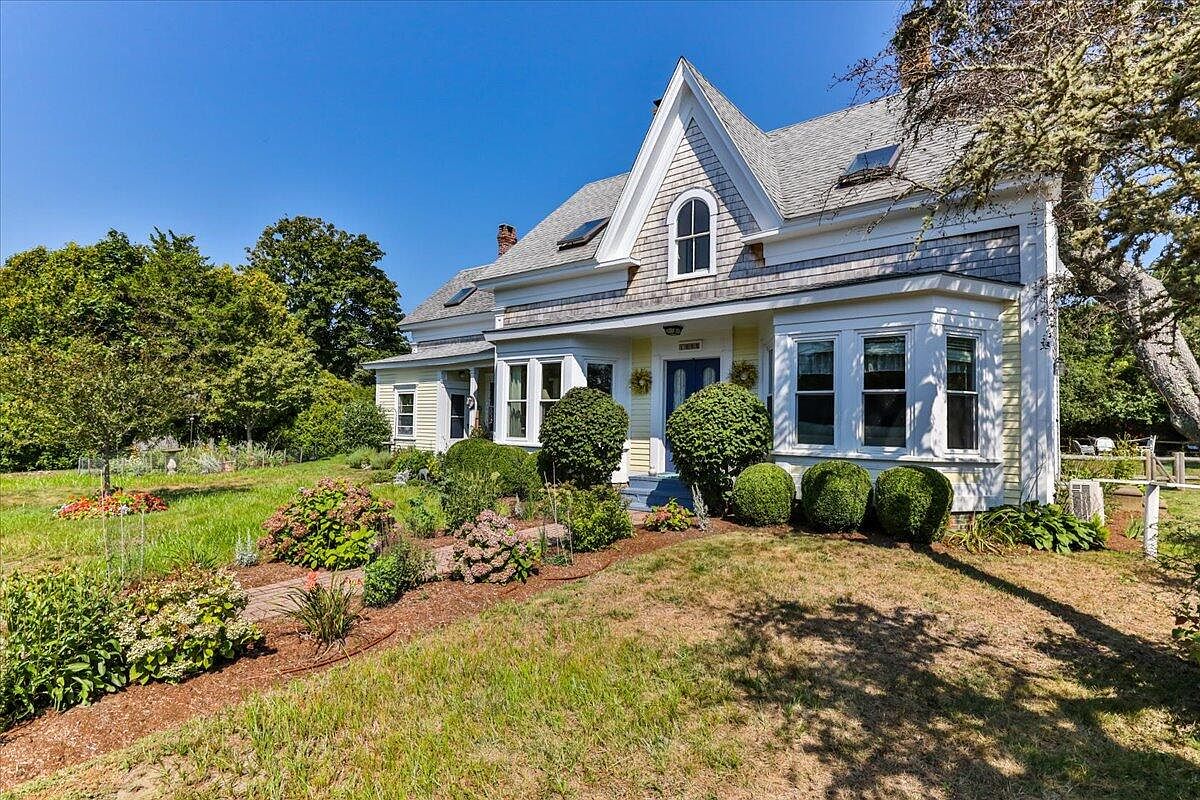 1000 Queen Anne Road, Harwich, MA 02645 | Zillow