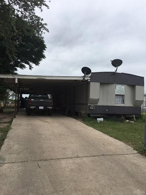 2nd image of 1812 Leandro St