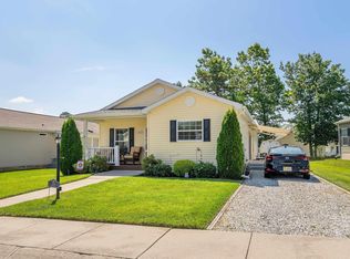 33 Pinetree Ct, Mays Landing, NJ 08330