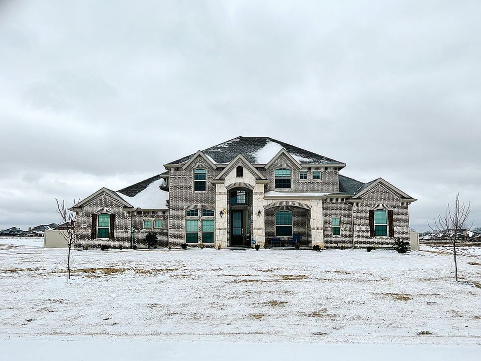 1st image of 631 Wales Ct